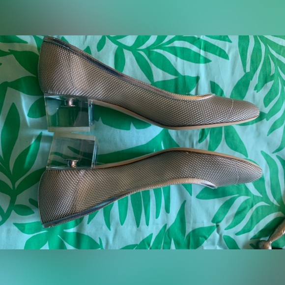 Ann Mashburn Lucite - Picture 7 of 13